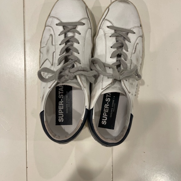 Golden Goose Superstar Sneaker - Picture 11 of 13